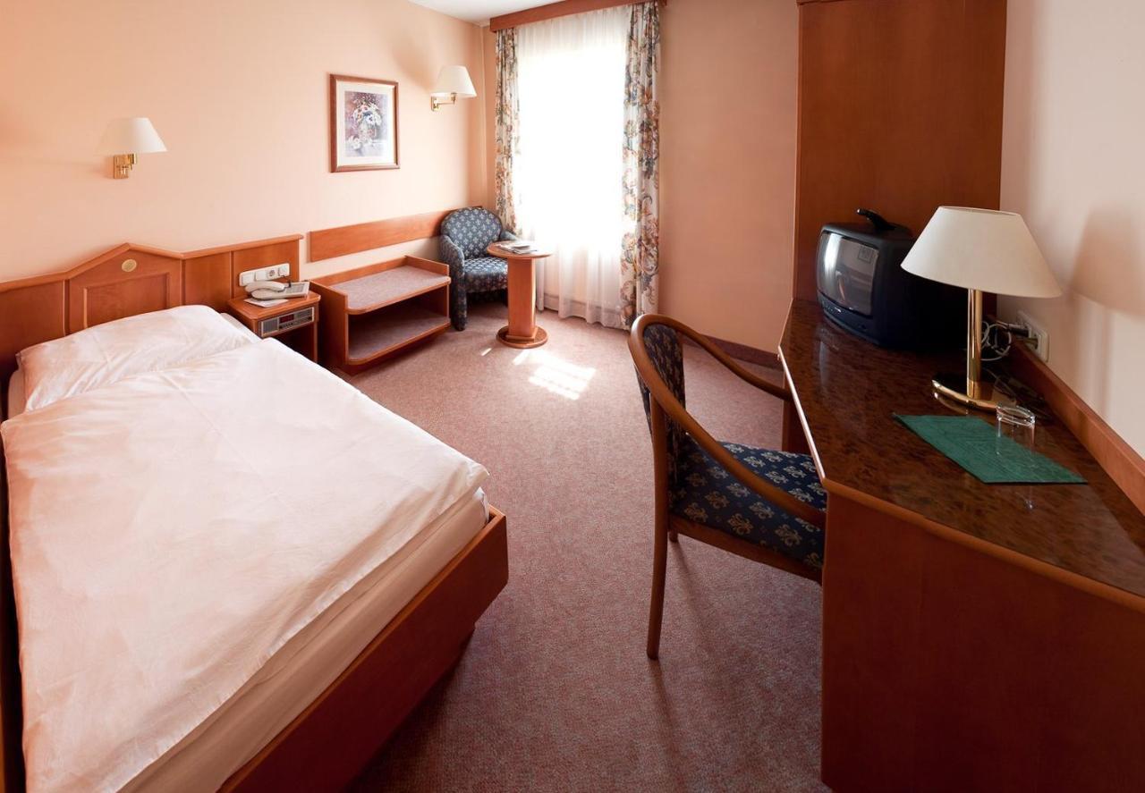Doktorschlossl Hotel Salzburg Room photo
